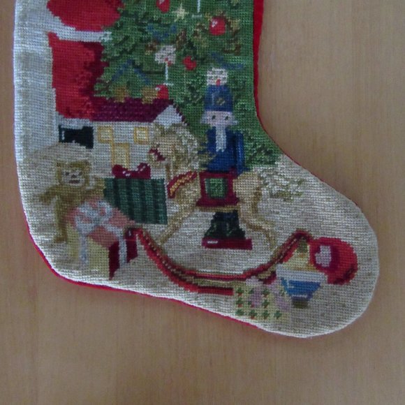 Red & green vintage needlepoint Christmas 14" stocking - Santa, toys and tree - Picture 4 of 7